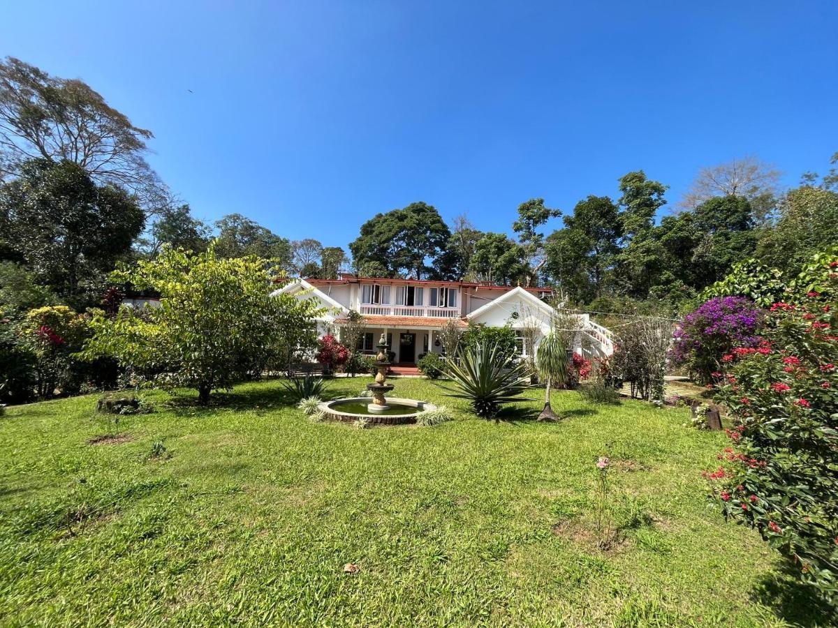 Robin Woods Homestay Sakleshpur Exterior foto